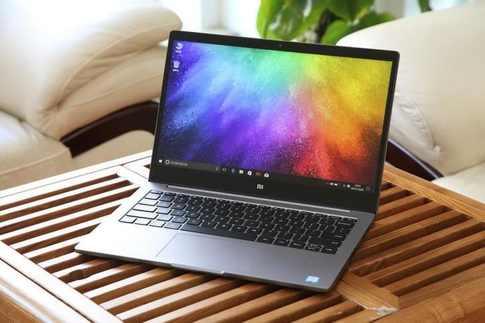 Xiaomi Mi Notebook Air 13.3" (i7 Quad-Core, 8GB Ram, 256GB SSD) (Grade A)(Warranty)