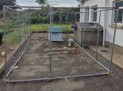 Dog pen