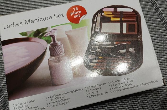 Ladies Manicure Set