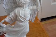 arch angel gabriel statue