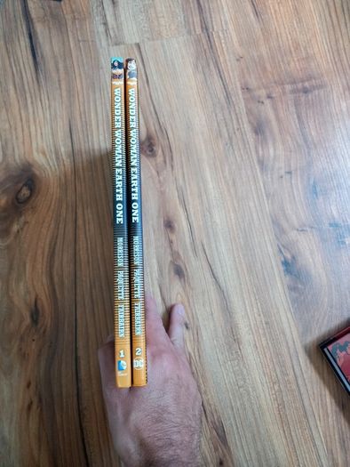 Wonder Woman Earth 1 Vol 1 & 2 HC