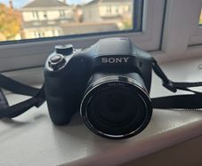Sony Cybershot / DSC H300