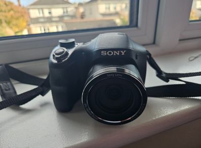 Sony Cybershot / DSC H300