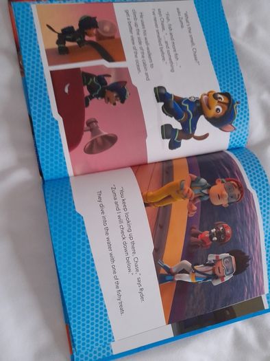Children's book Paw Patrol 'Pups Save the Penguins'