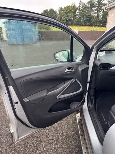 Vauxhall Crossland X 2018