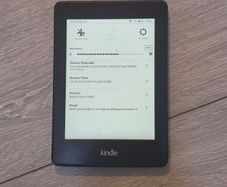 Kindle Paperwhite 2 (2013, 6th Gen) Free Post