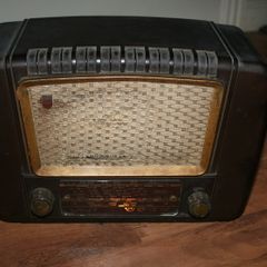 Philips Bakelite Lamps Radio