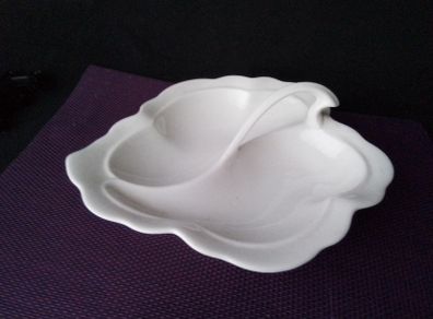 White Porcelain Leaf Shaped Serving Dish with Handle