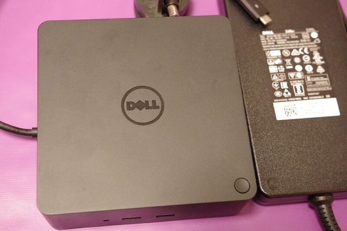 Dell docking station