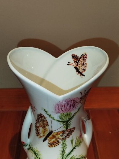 Breda Commons Vase