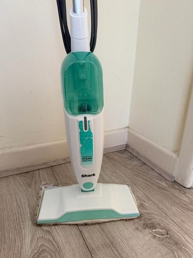 Shark Classic Steam Mop
