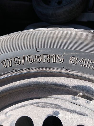 175/65-15 Tyres