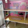 Wood doll house great condition Image 3