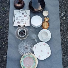 Plates and bowls +other utensils