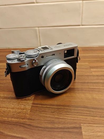 Fujifilm X100V