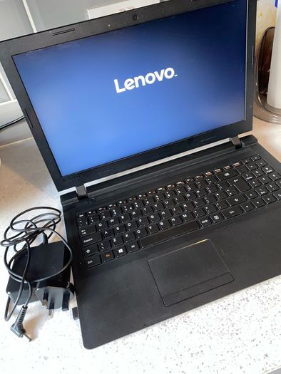 Lenovo laptop B5010 15.6 inch with charger