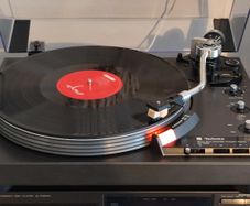 CLASSIC Technics SL-1900,FullAuto, Turntable.Direct Drive. Full service.