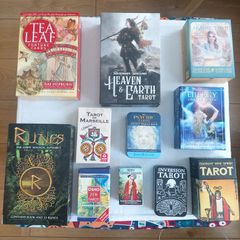 Runes, Tealeaf, Tarot and Oracle Decks