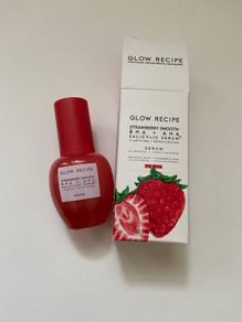 Glow recipe strawberry smooth aha bha salicylic serum