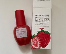 Glow recipe strawberry smooth aha bha salicylic serum