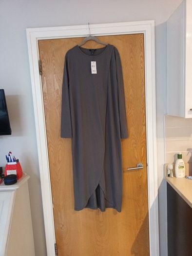 New Look Longline Wrap Dress.  S. 18- 20.  B.N.W.T