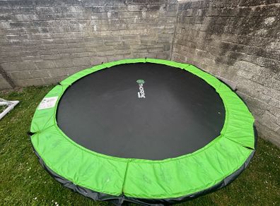 Thrope 12ft Trampoline