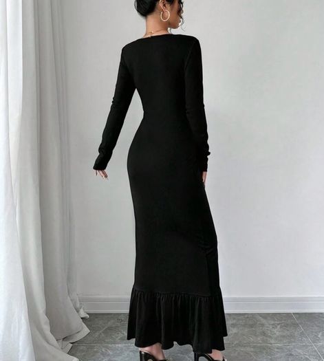Black long sleeve dress