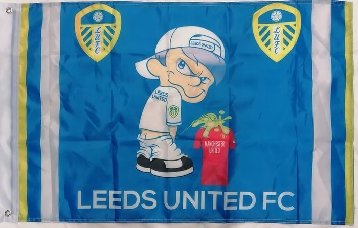 Leeds United Pee on Manchester United flag 3ft x 2ft