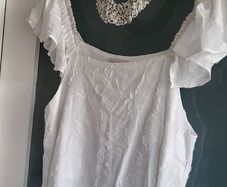 GALLERY white frill shoulder strap Sz 12
