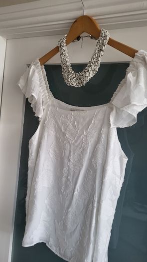 GALLERY white frill shoulder strap Sz 12