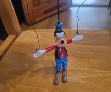 1970s Goofy Walt Disney Plastic String Puppet