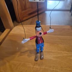 1970s Goofy Walt Disney Plastic String Puppet