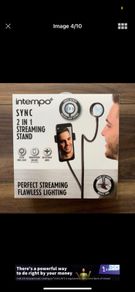 2 in 1 Streaming Stand - Perfect Lighting for You Tubers / Social Media