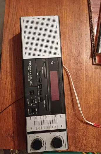 Vintage 1980s TEC Sound 789 LED Clock Radio