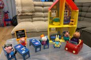 Peppa pig house and Classroom
