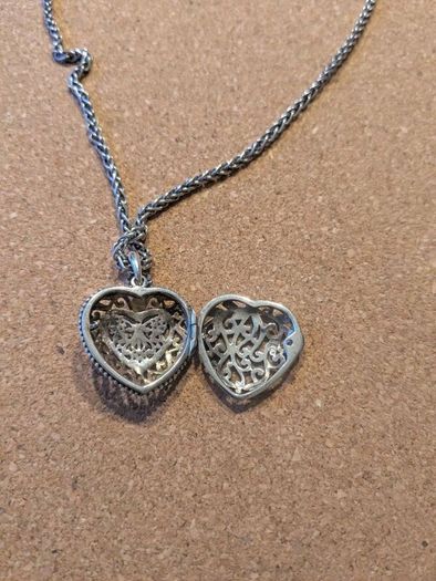 Silver necklace with locket pendant heart