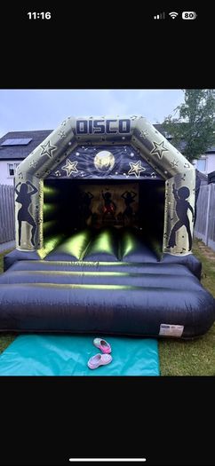 Bouncy Castles Party Machines