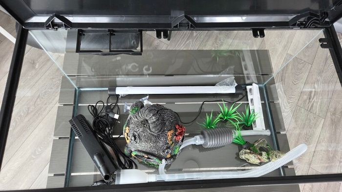 Fish tank 54 litres