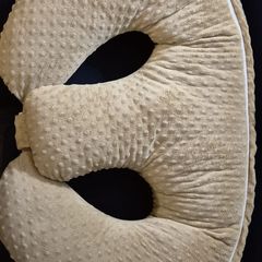 Ev Cushy Twin Feeding Pillow