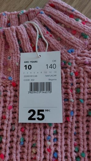 Brand new girls jumper - size 10 years