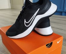 Womens Nike Trainers UK Size 5