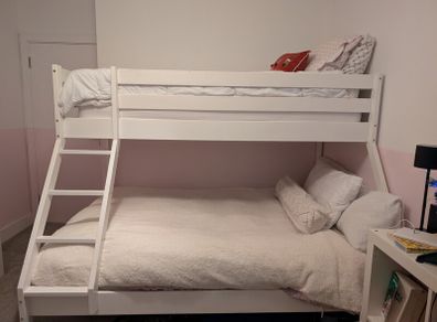 Double with single bunk bed