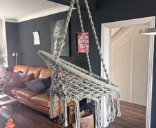 hanging chair