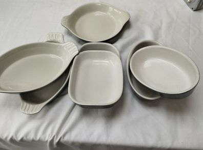 Ceramic stoneware Oven to table vintage dishes