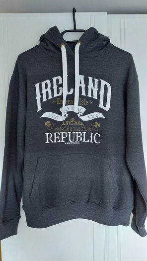 Brand new hoodie from Carrolls Irish Gifts shop - size M