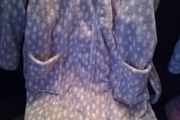 brand new dressing gown. Size extra small. Too small for me.