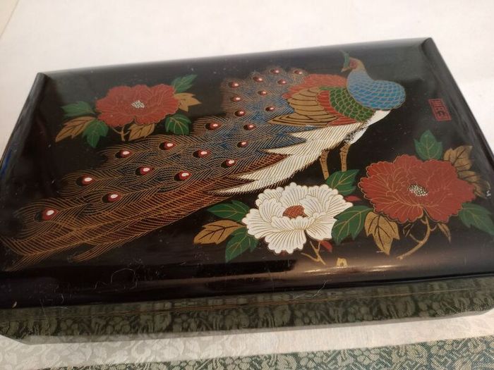Vintage Lacquered Jewellery Box