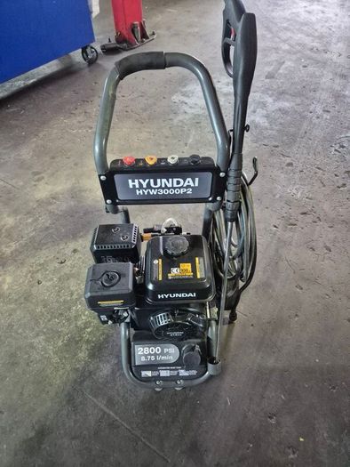 petrol power washer