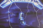 METALLICA Ride the lightning Official 2003 release. Vinyl and sleeve are mint condition. Comes with original inner lyrics sheet also in mint condition. A bargain for one of the greatest metal albums of all time