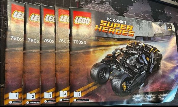 Lego The Tumbler  box and papers super heroes